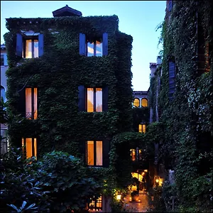 Otel Flora, Venedik