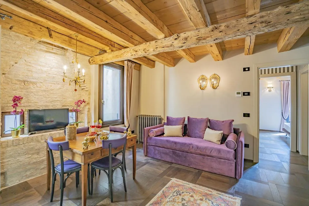 Corte Rubbi 8 Luxury Two-Bedroom Apartment -Dimora Italia - Βενετία
