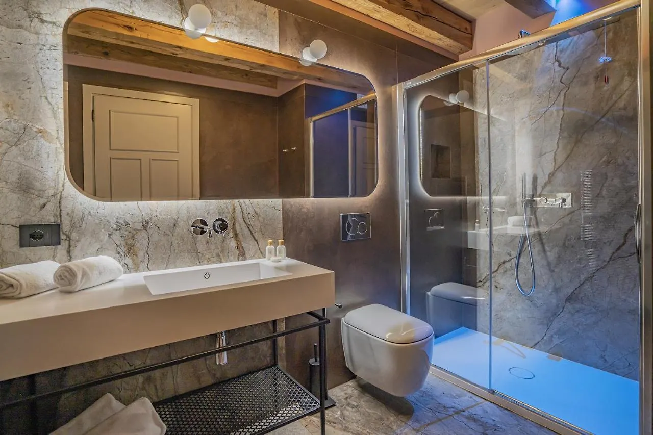 Corte Rubbi 8 Luxury Two-Bedroom Apartment -Dimora Italia - Βενετία